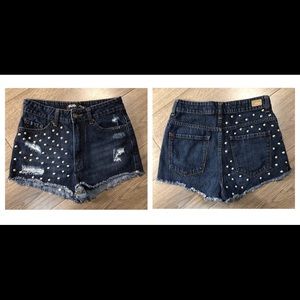 Urban Outfitters BDG High Rise Cheeky Short 27